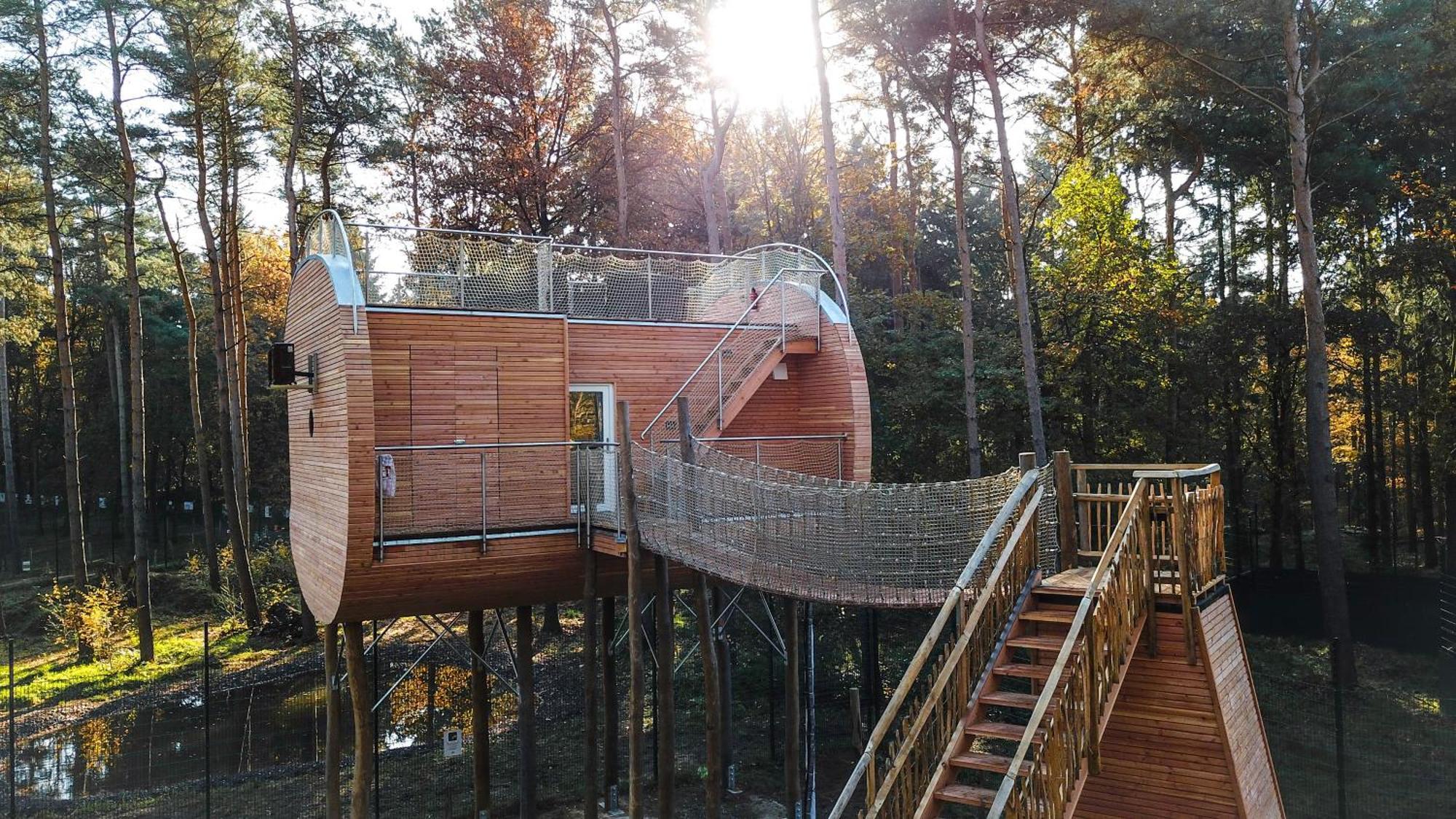 Tree Inn - Das Baumhaushotel Dörverden Extérieur photo